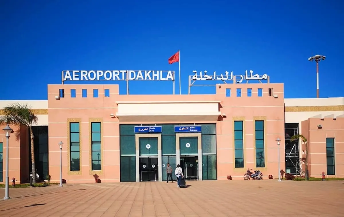 Entrée de l'aéroport de Dakhla